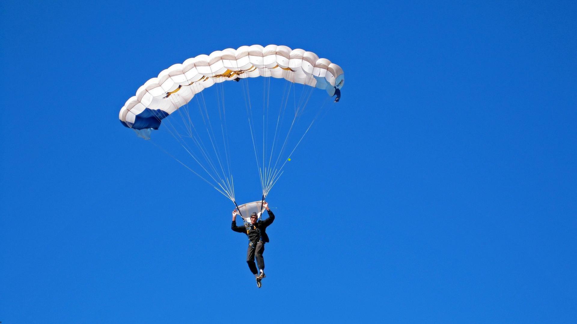 瓦格纳放言奥格斯堡实力不逊拜仁 马特乌斯驳斥,这是认知偏差的体现