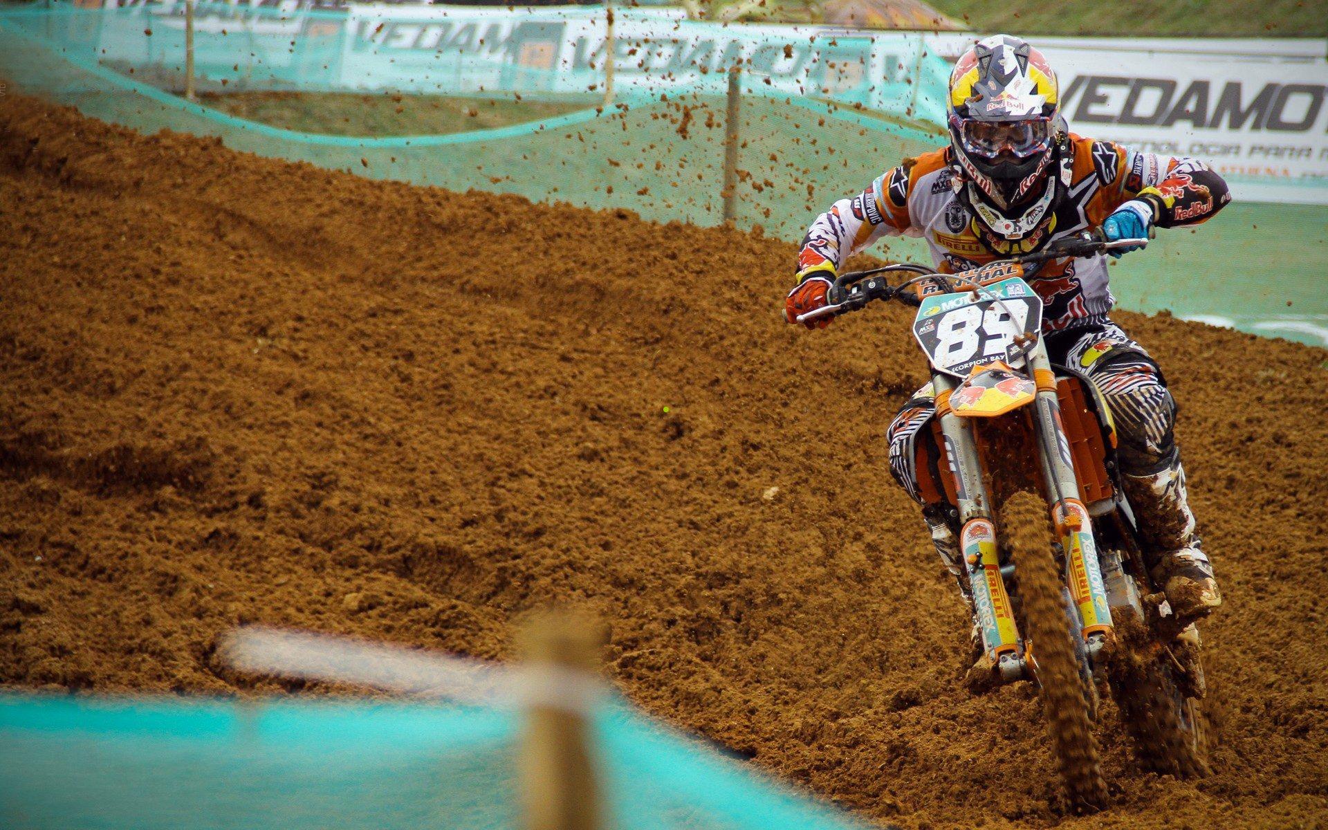 华体会|巴黎补时绝杀里昂，拉卡泽特叹道，十一人对十二人，球队已倾尽全力